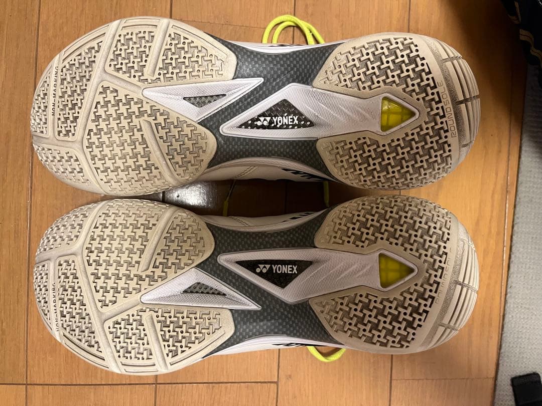 28 バドミントンシューズ YONEX ヨネックス パワークッション 65 Z