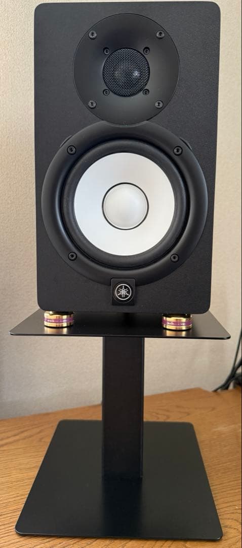 YAMAHA HS5 スピーカースタンド　スピーカーケーブル　インシュレーター