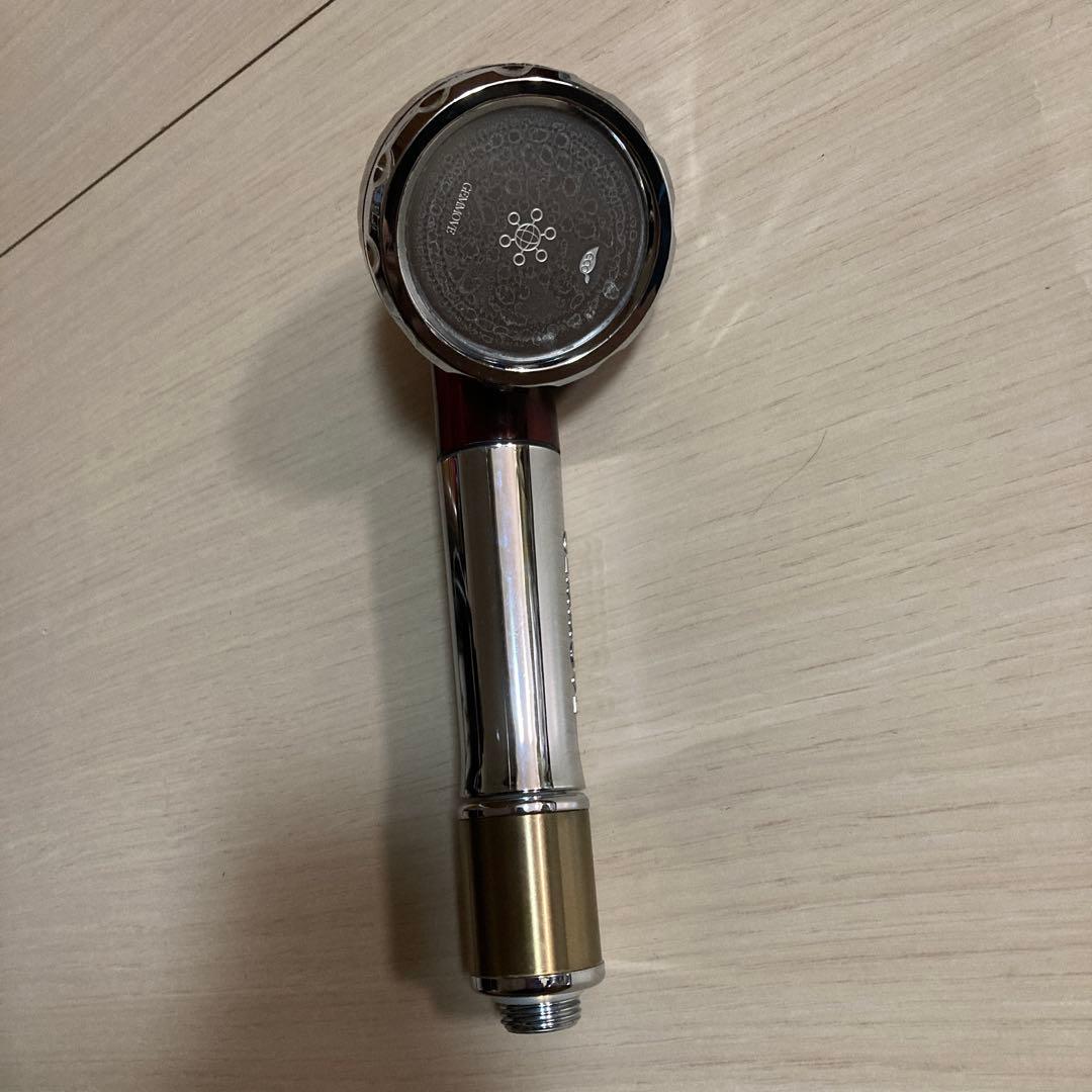 GEMMOVE MULTI-IONIZER シャワーヘッド　ジェンマ