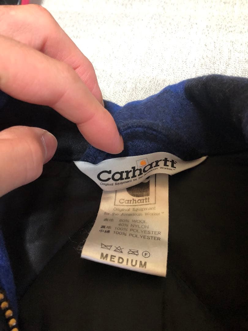 Carhartt フランネルジャケット 青と黒のチェック