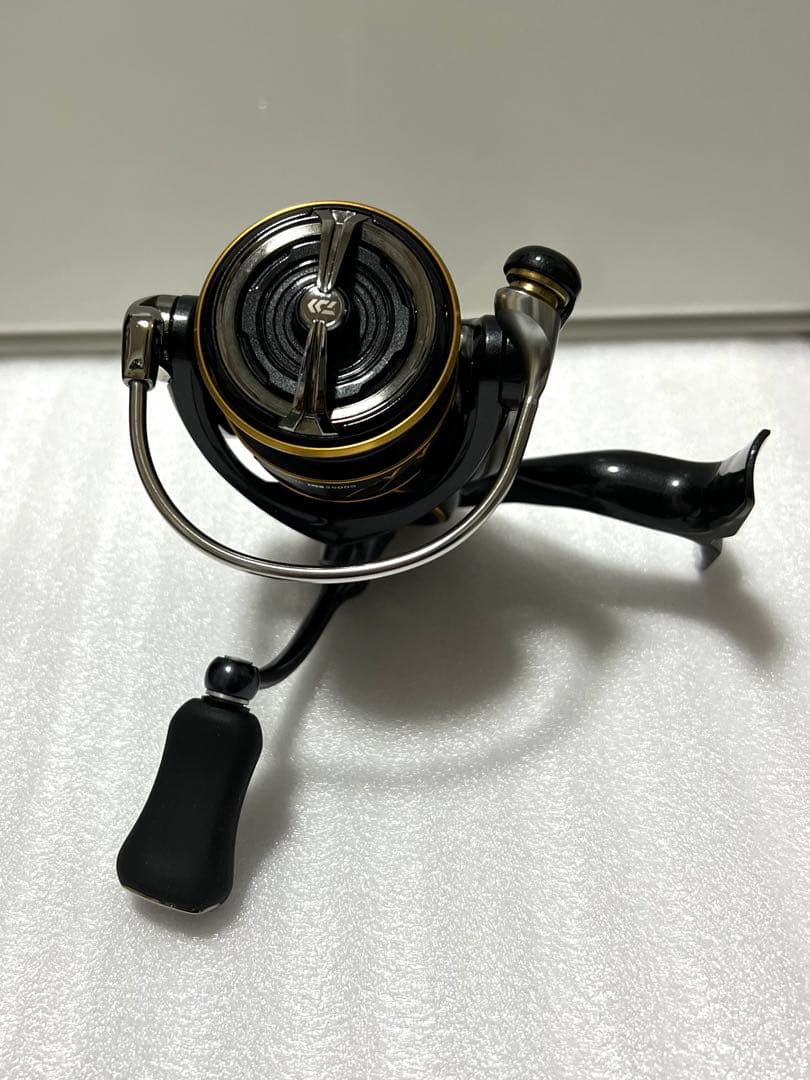 美品　DAIWA 21カルディア LT2500S