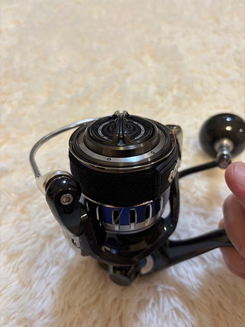 DAIWA 15 SALTIGA 4000 スピニングリール