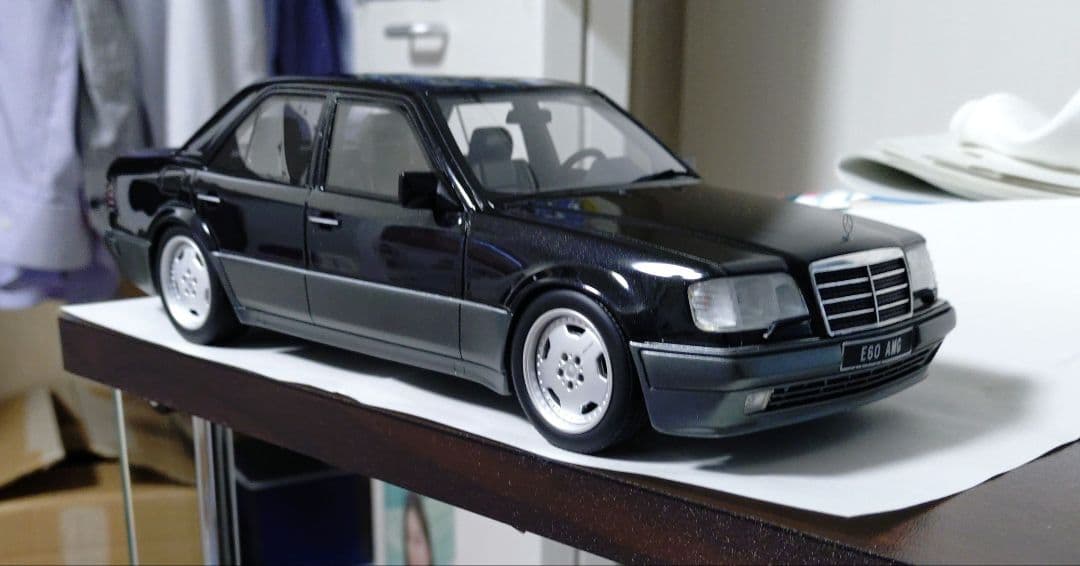 OttO 1/18 メルセデス ベンツ W124 E60 AMG