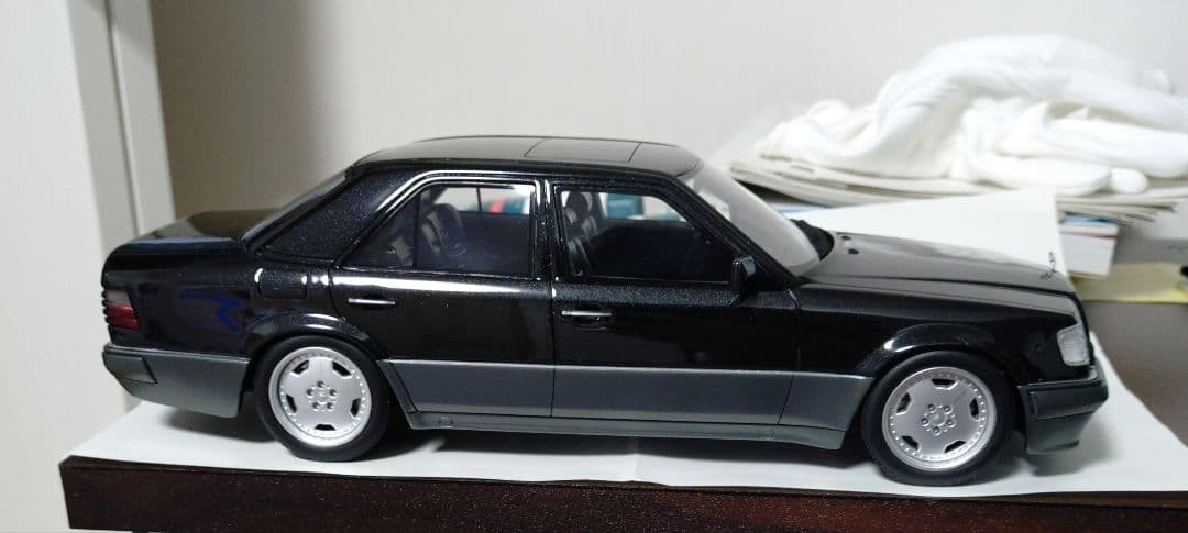 OttO 1/18 メルセデス ベンツ W124 E60 AMG