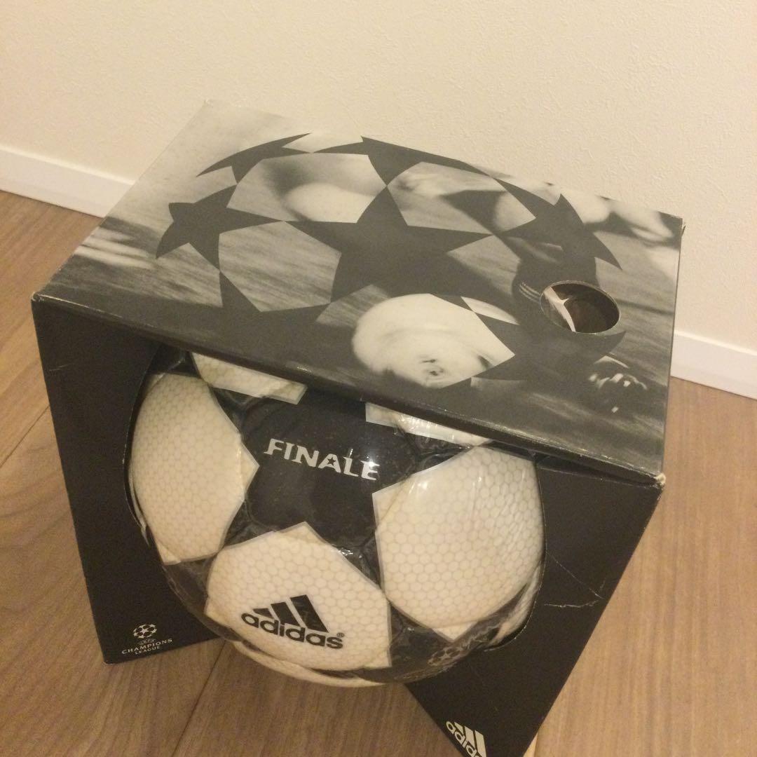 アディダス　チャンピオンズリーグ フィナーレ 2 新品　箱付き　激レア