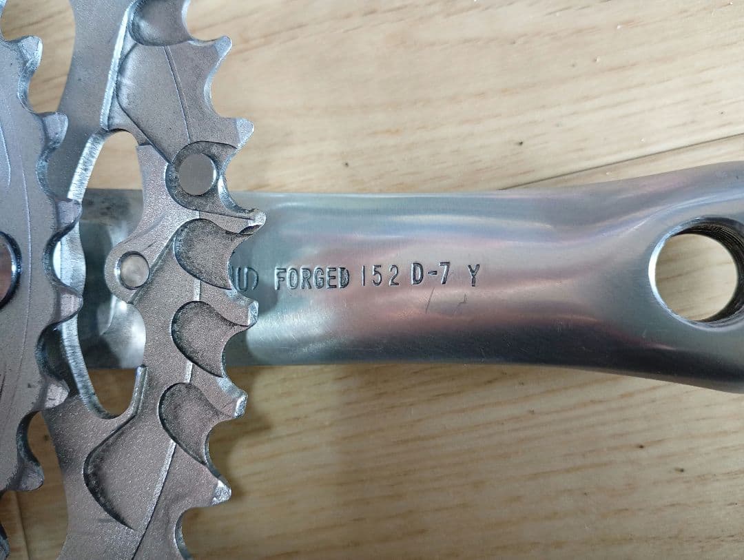 Sugino（スギノ）クランクセット 152mm 46-34T スクエアテーパー