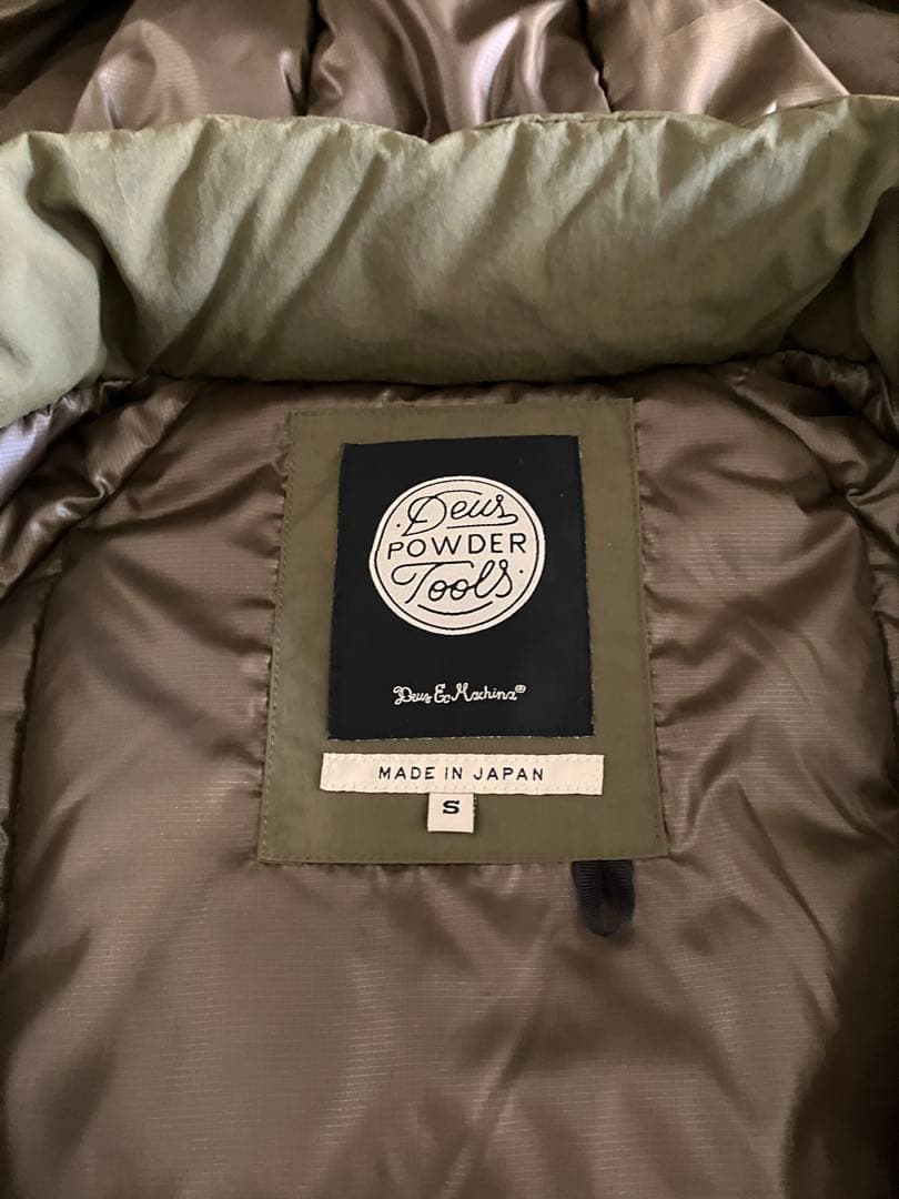 デウス　PADDED LONG JACKET