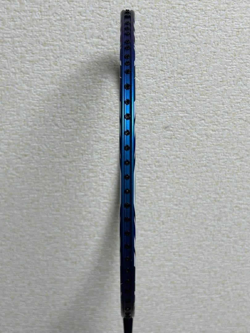 美品　ヨネックスアストロクス100ZZネビー