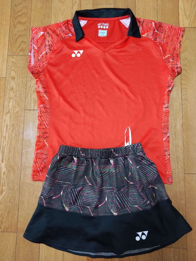 YONEXヨネックスレディースゲームウェア上下セット