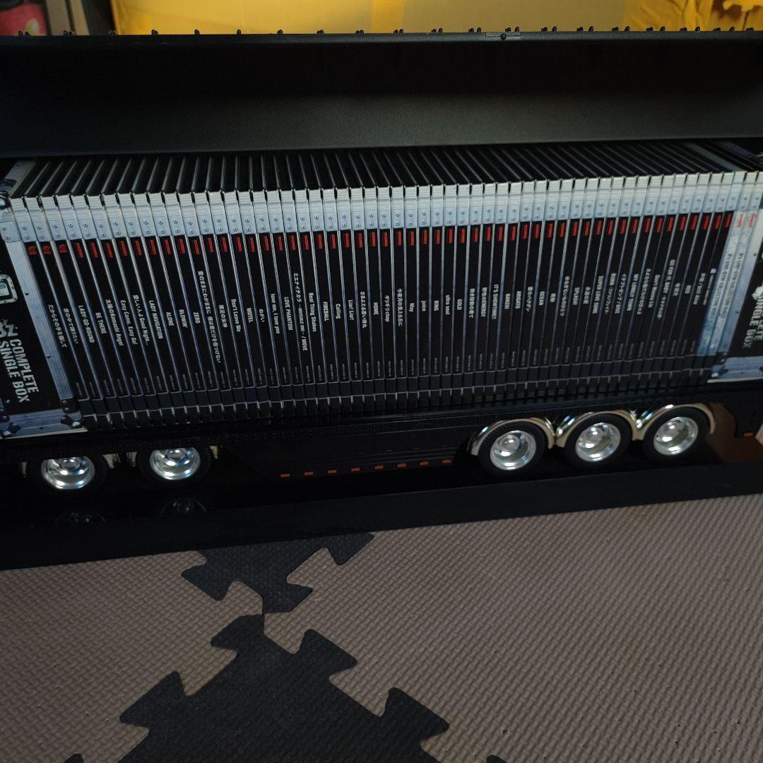 B'z COMPLETE SINGLE BOXトレーラーエディション