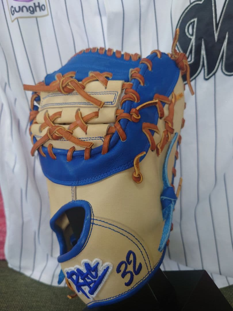 T*君様 NPB ラグデリオン プロ野球選手支給品硬式 グラブ、ミット2点セット