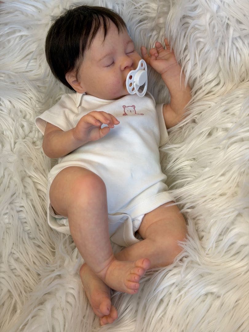 【リボーンドール】 ESENIA