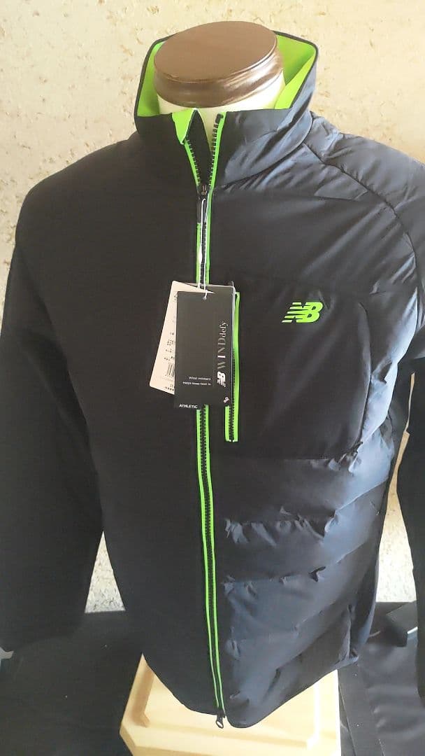 ニューバランスゴルフ　size4 М ダウンジャケット 012-3220006