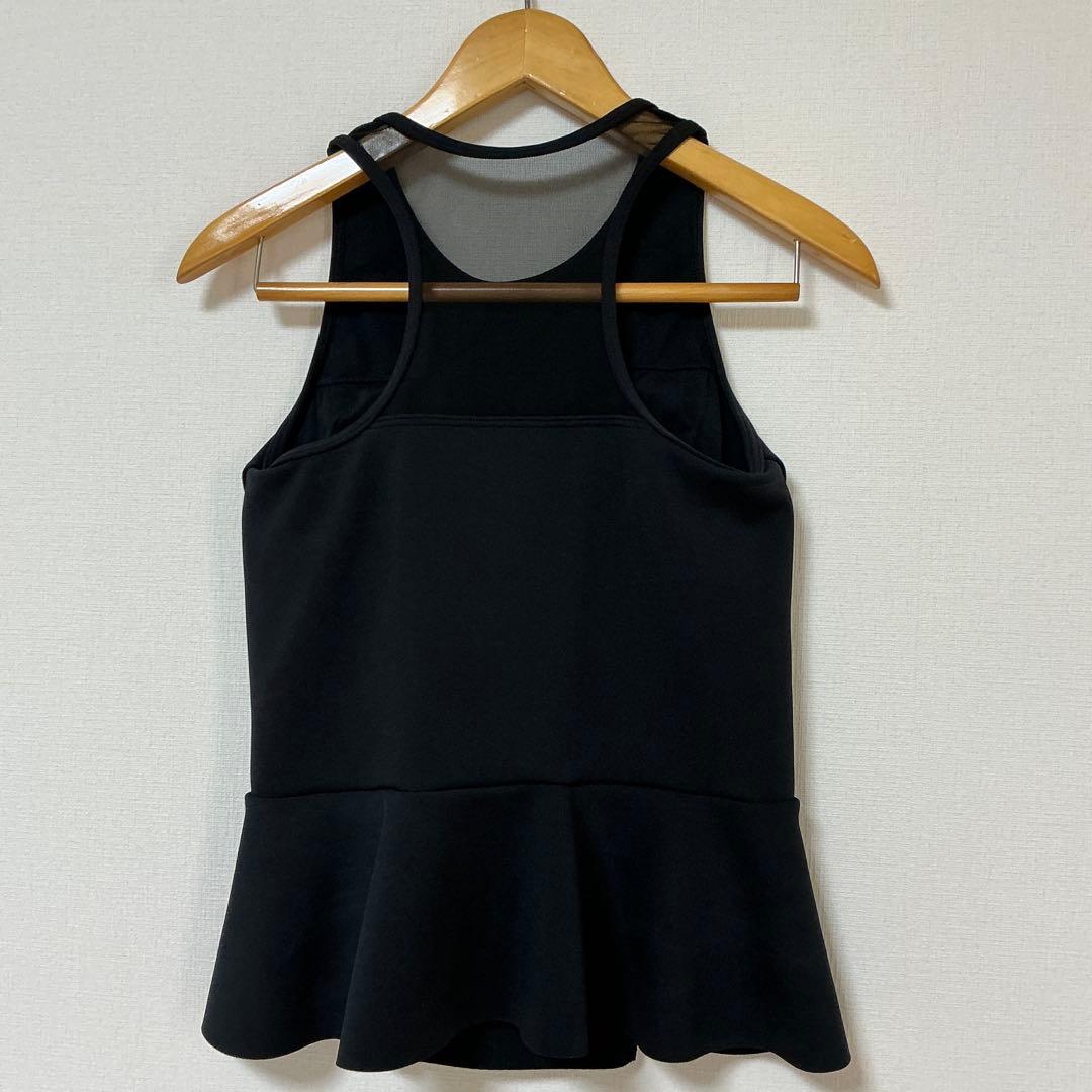 【新品】ALBOVE タンクトップ　ヨガウェア　カップ付き　ブラック