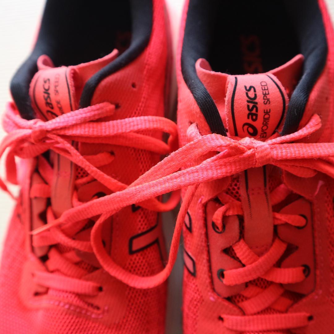 アシックス 27.5cm ランニングシューズ マラソン エボライドスピード 厚底