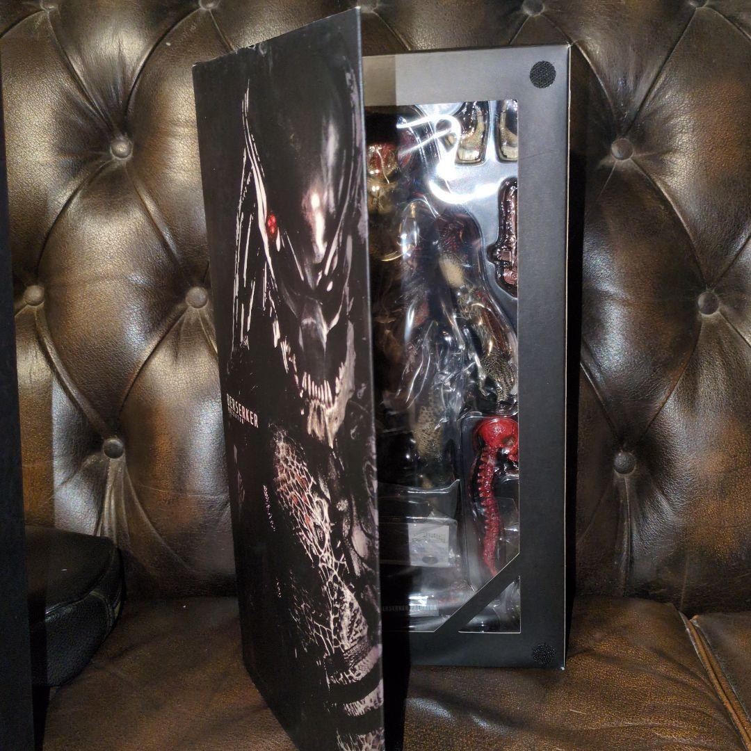 ホットトイズ　バーサーカープレデター1/6