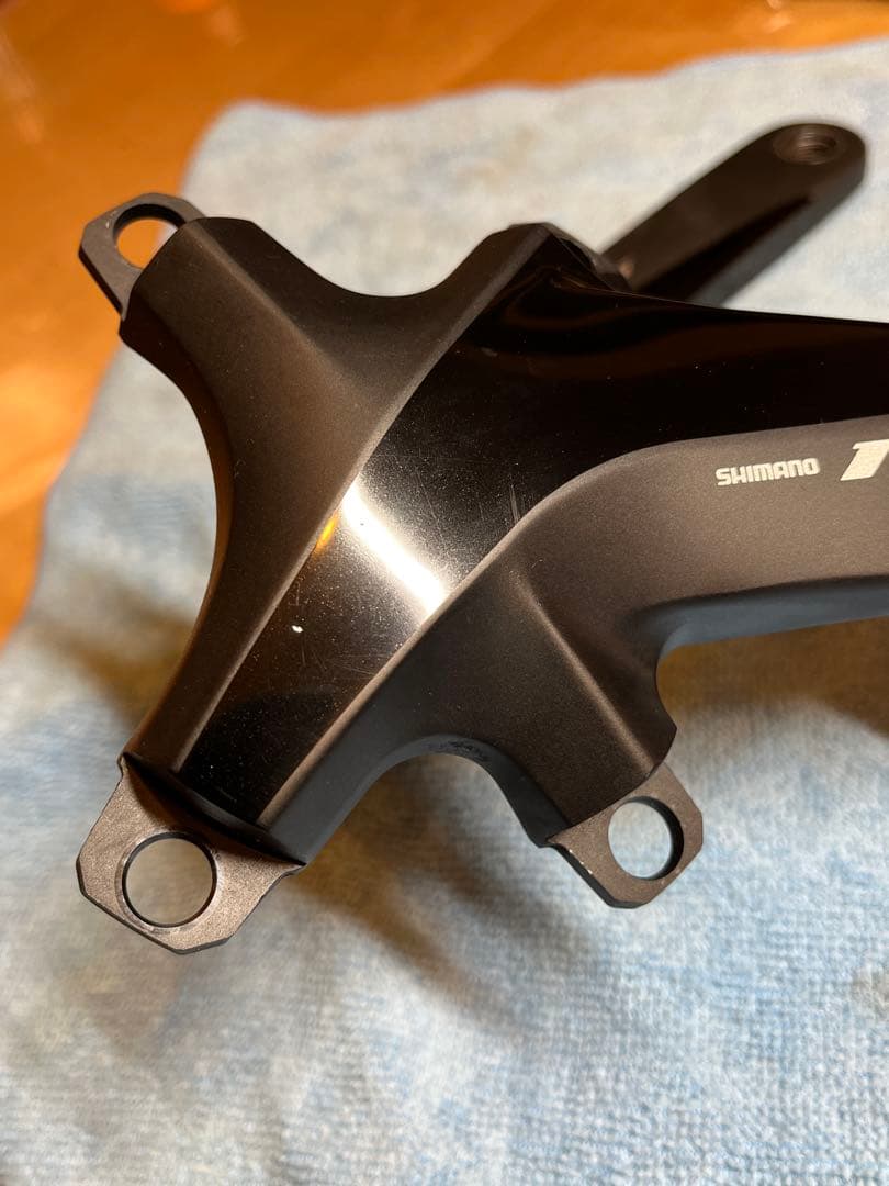 Shimano 105 FC-R7000 クランクセット 165mm