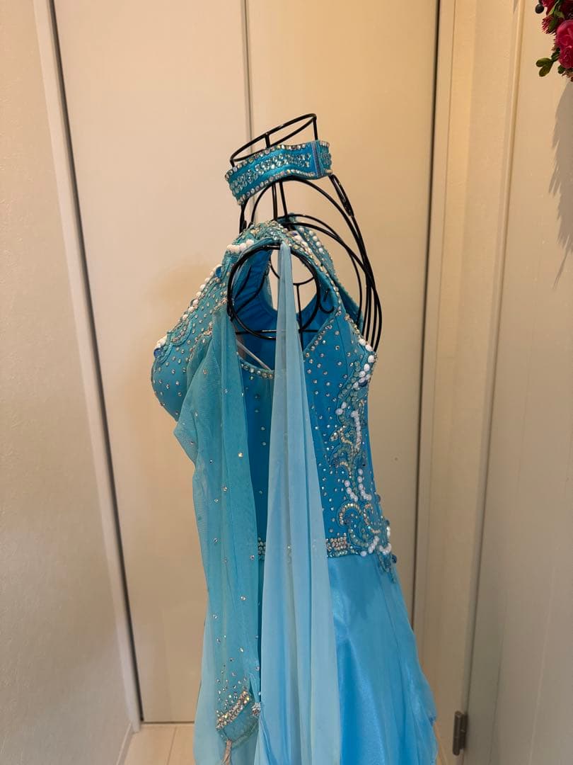 ダンスドレス　水色　(表示サイズＬ)