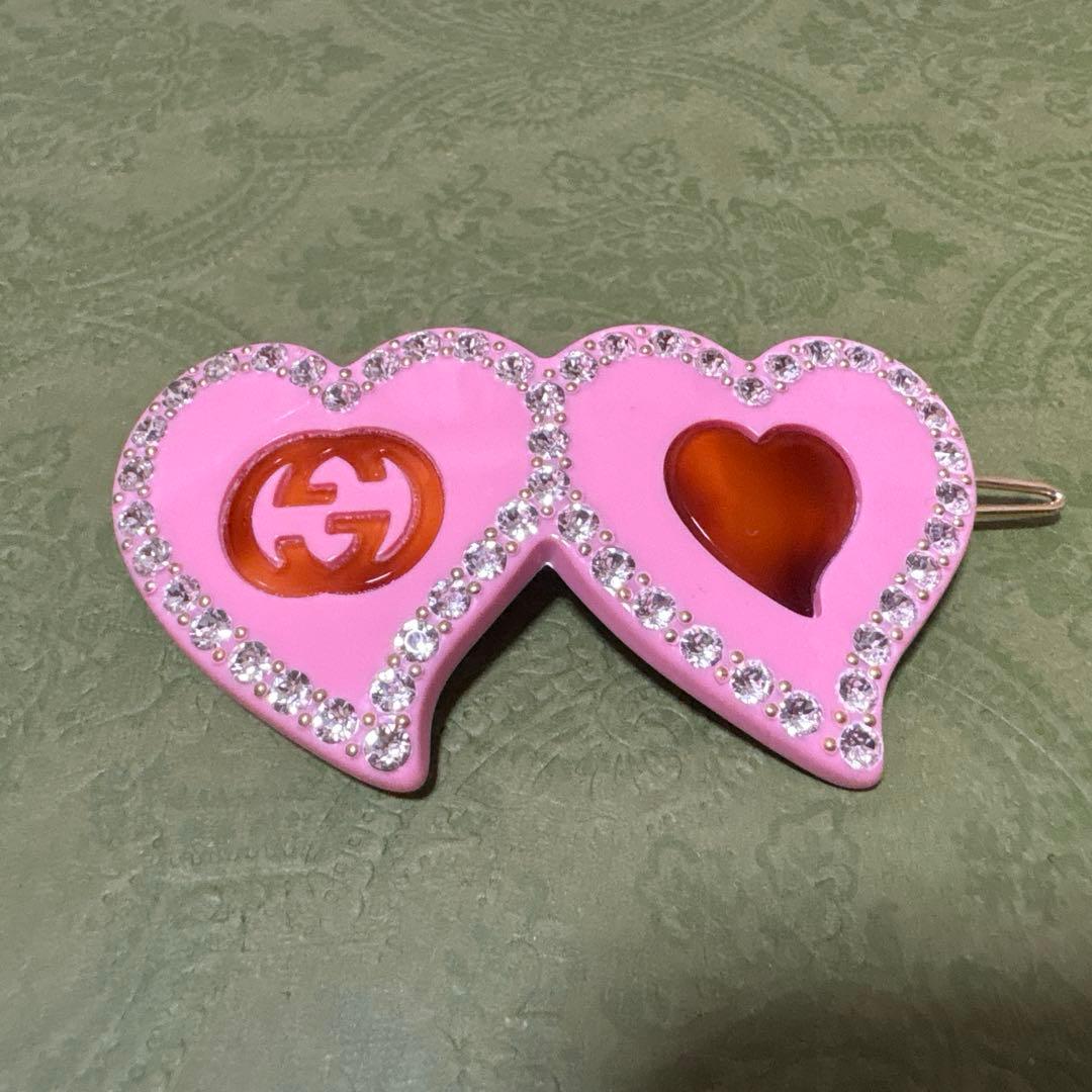 GUCCI インターロッキングG ハート ヘアクリップ　クリスタル