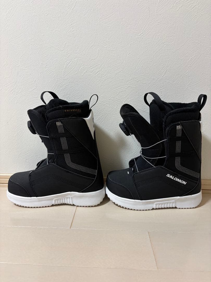 SALOMON スノーボードブーツ ブラック　21.5cm