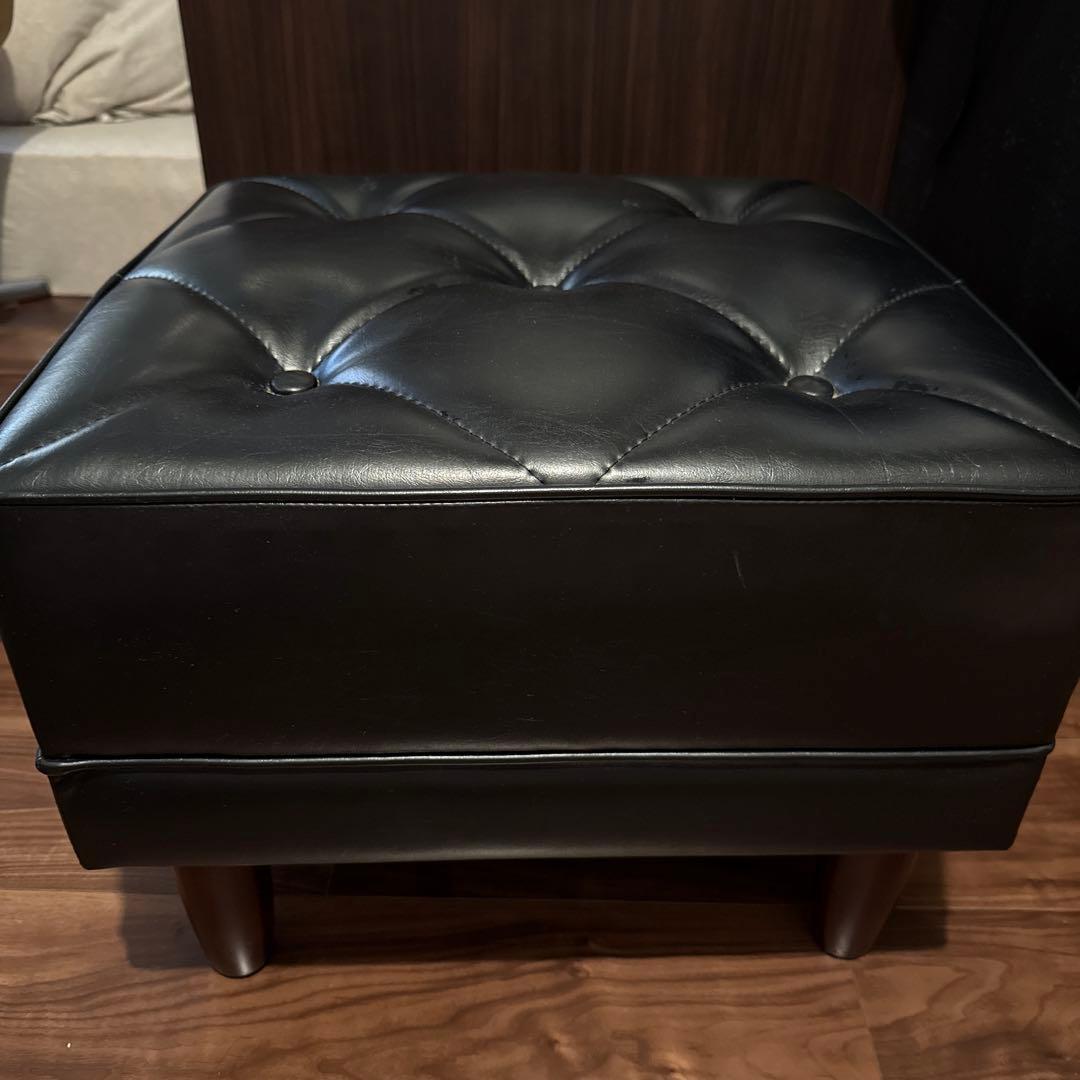 カリモク60 オットマン　黒レザー