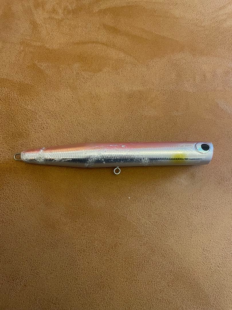 ディークロウ　d-claw ビーコン210