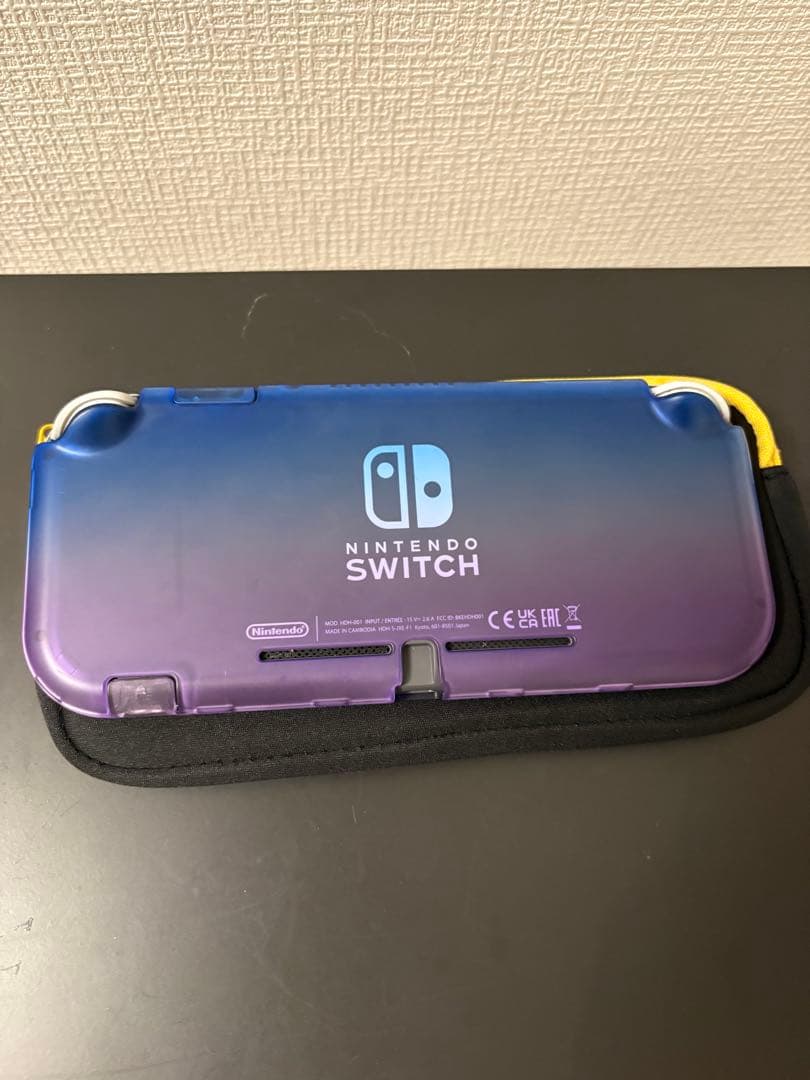 Nintendo Switchライト　グレー　モンハンライズ