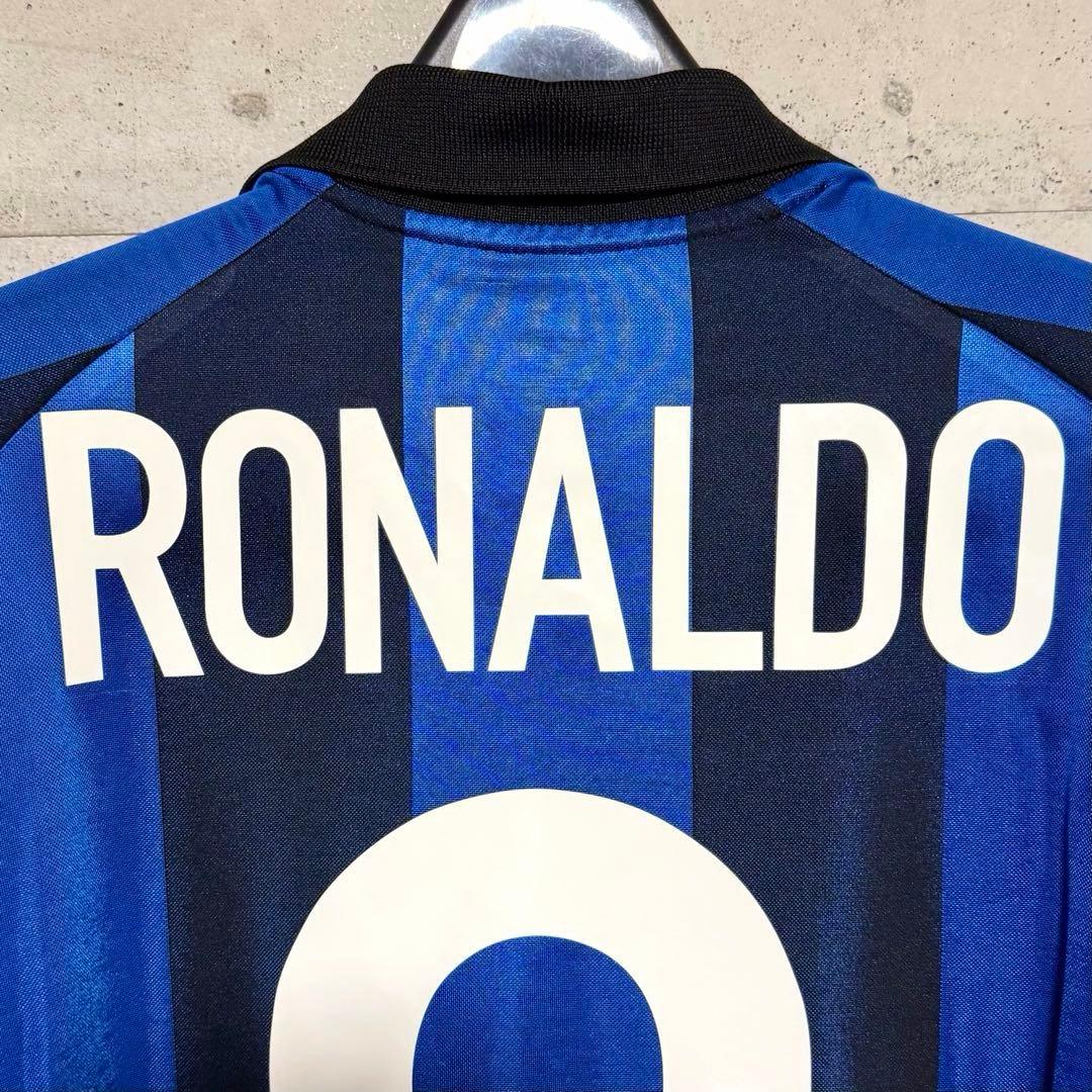 【当時物/希少】01/02 インテル・ミラノ ♯9 ロナウド 【Mサイズ】ホーム