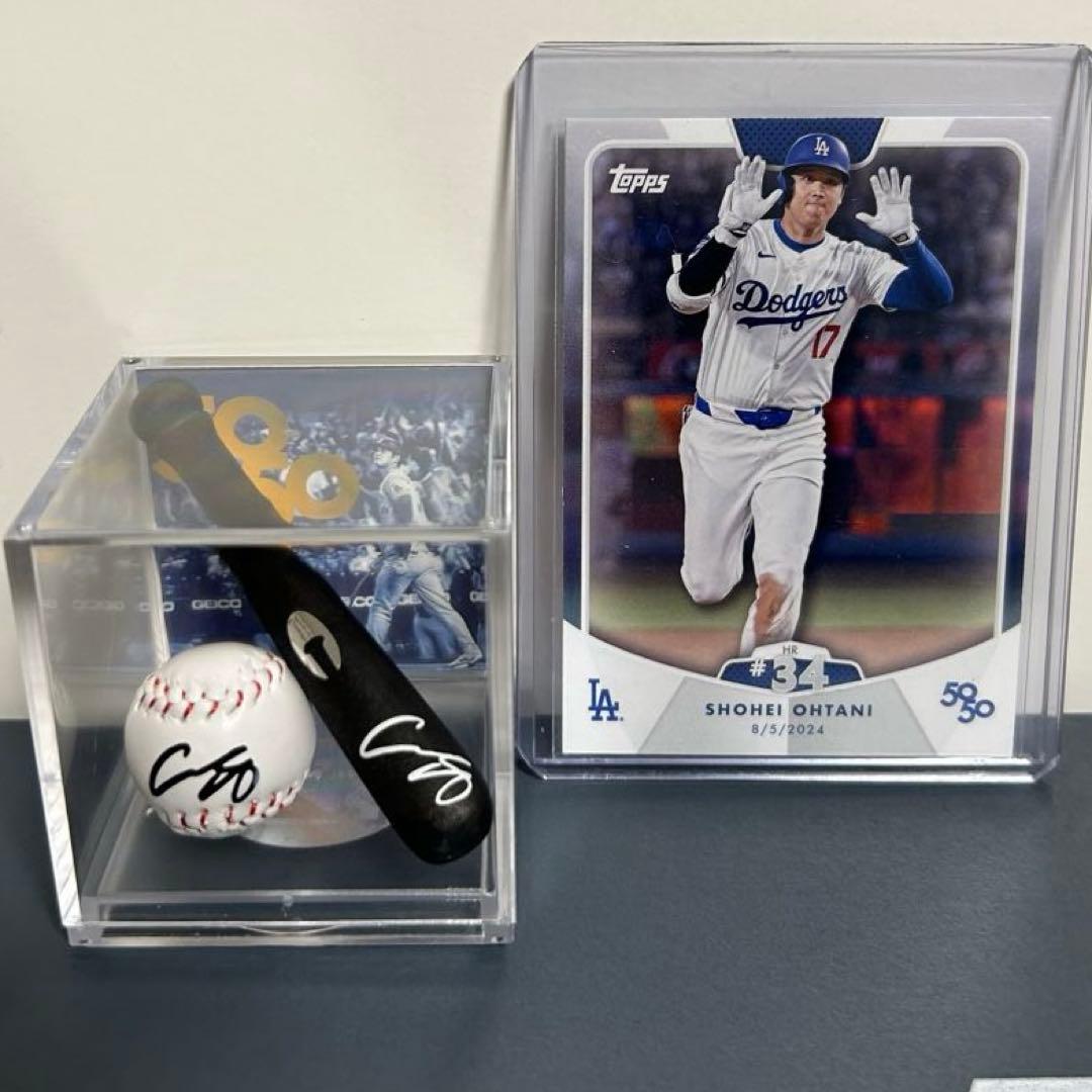 大谷翔平選手 50/50サインプリントフィギュアボール、MLB TOPPSカード