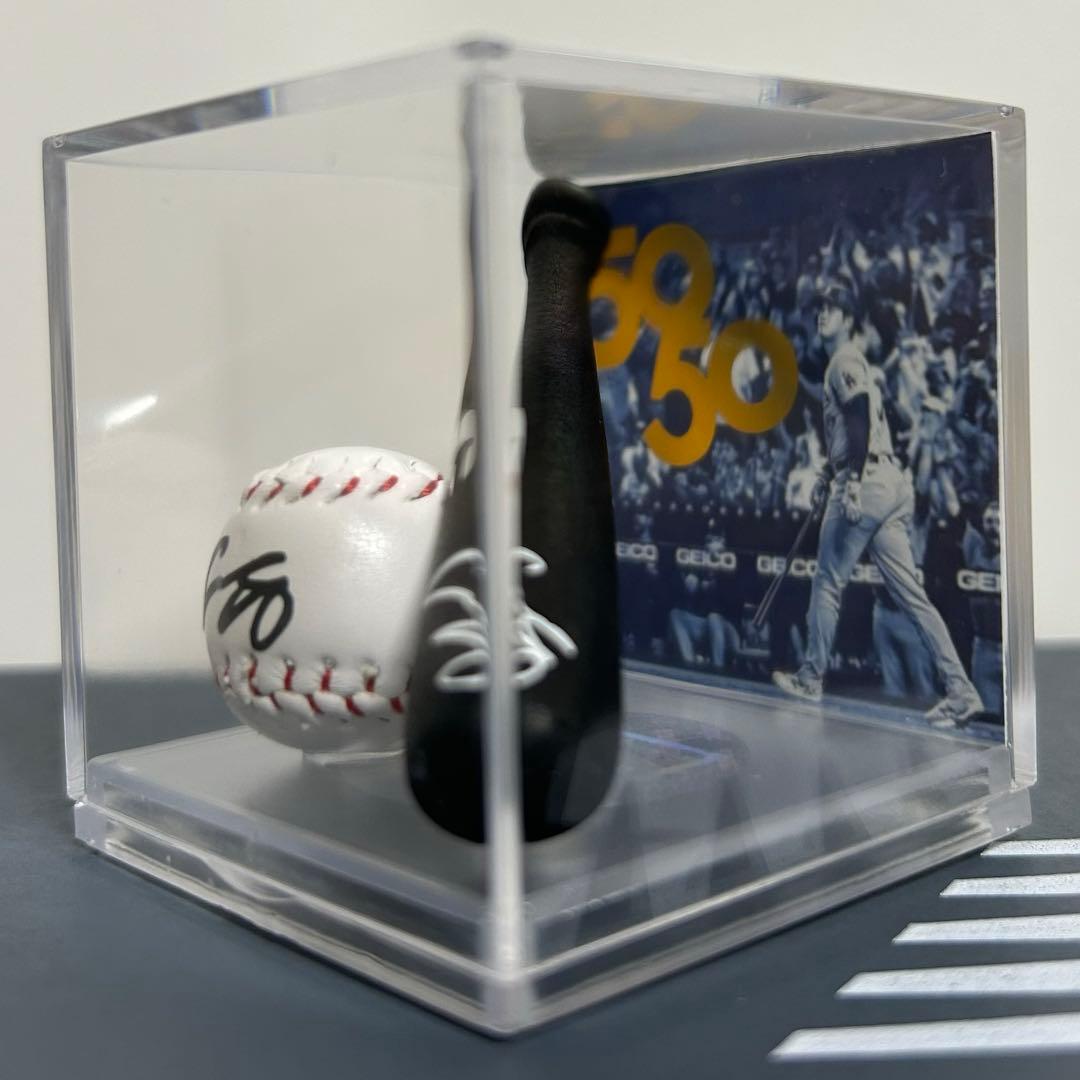 大谷翔平選手 50/50サインプリントフィギュアボール、MLB TOPPSカード