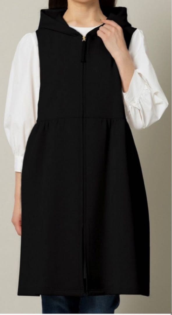 【美品】Rose Tiara 46大きいサイズパールポケットフードジレ