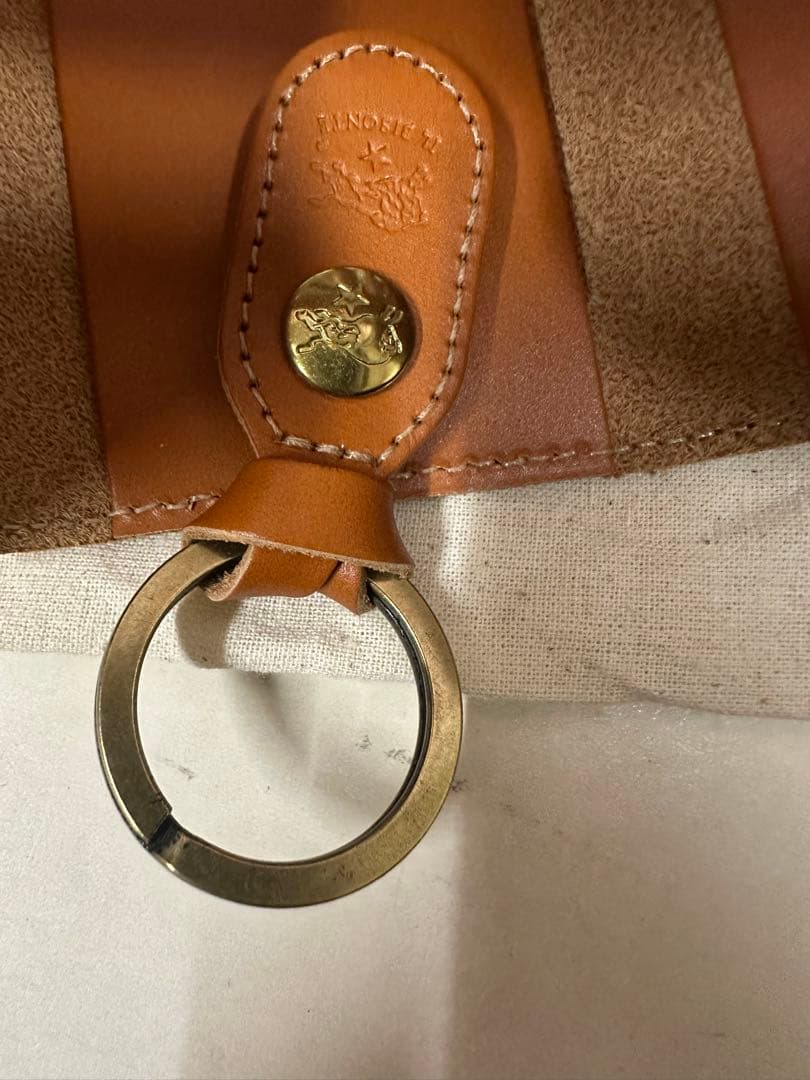 IL BISONTE ブラウン レザー キーケース