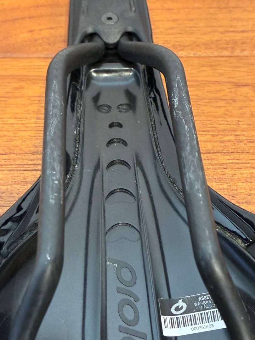 プロロゴ　ナゴ　NAGO