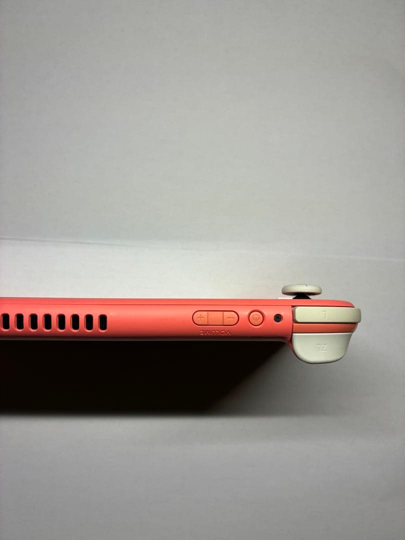 Nintendo Switch Lite スイッチライト　コーラルピンク