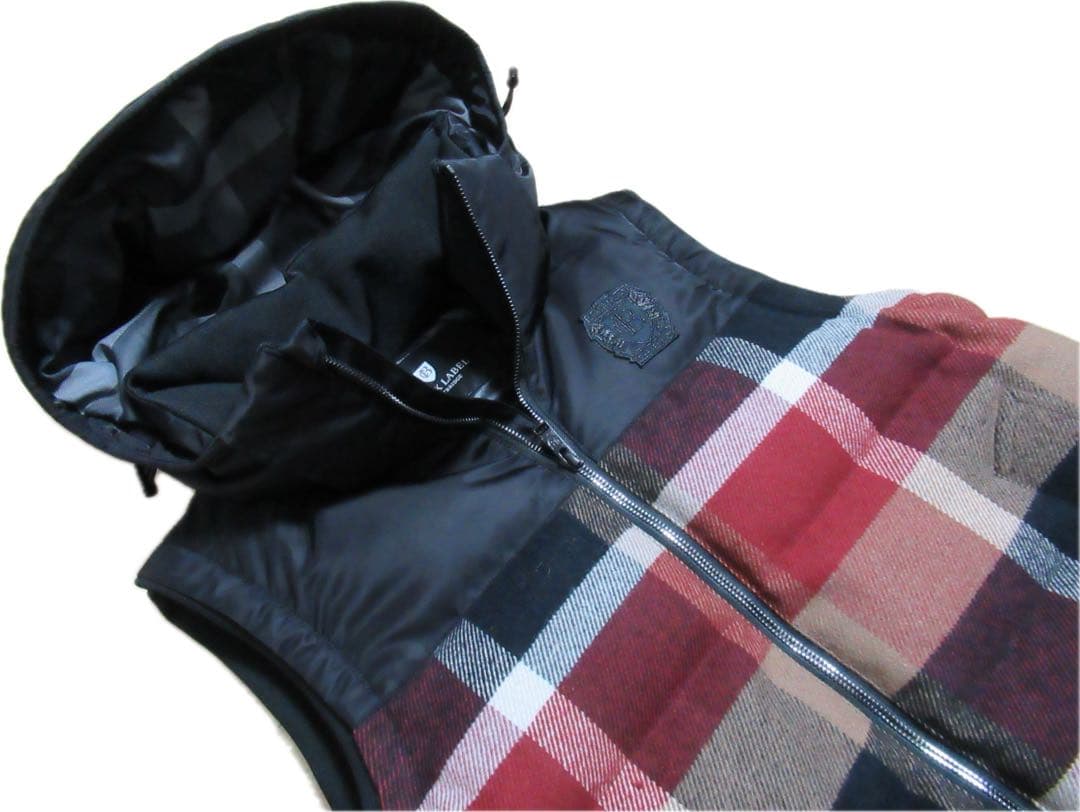 ブラックレーベルクレストブリッジ 新品！フード付きCBチェック柄ダウンベスト Ｌ