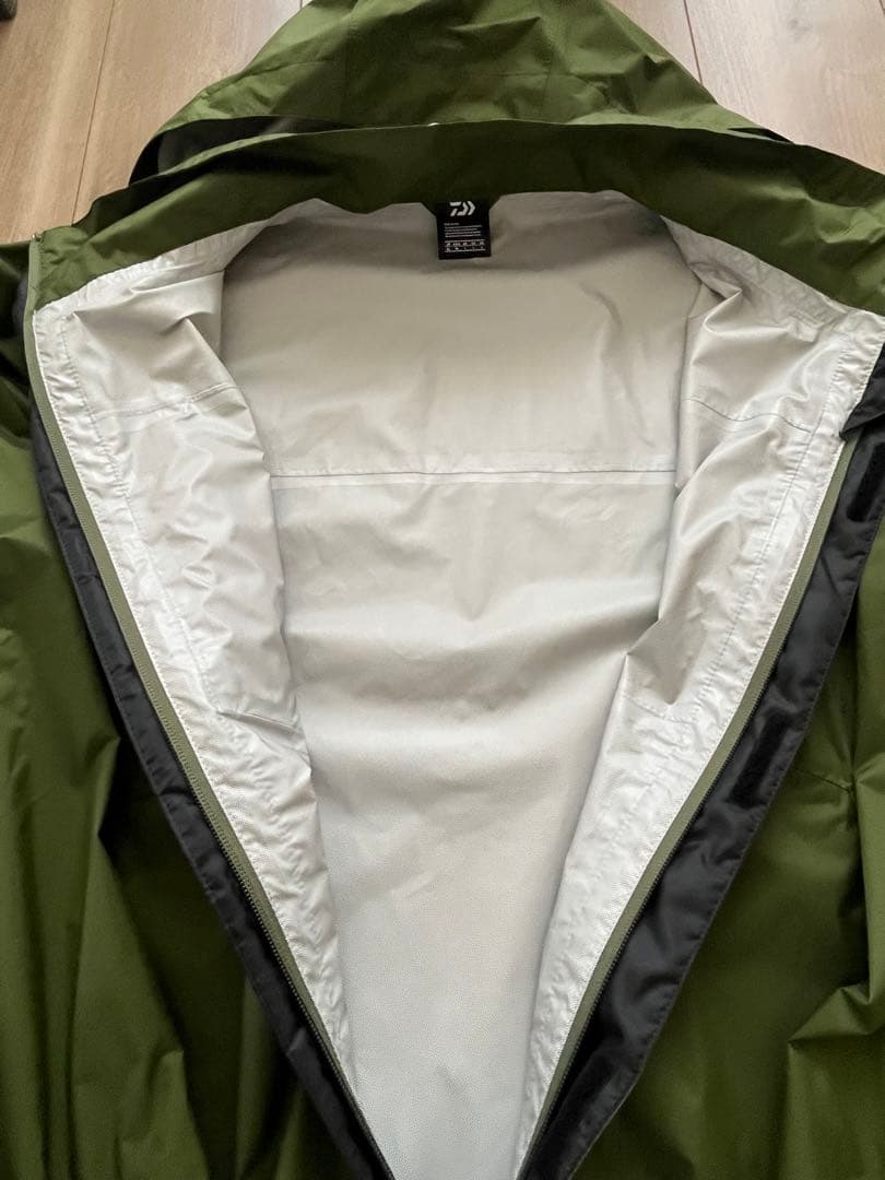 ダイワ　レインウェア上下セット