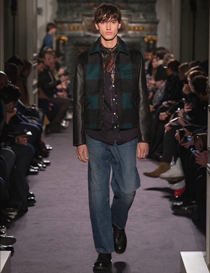 最終値下げ　美品　バレンティノ　VALETINO レザージャケット　Sサイズ