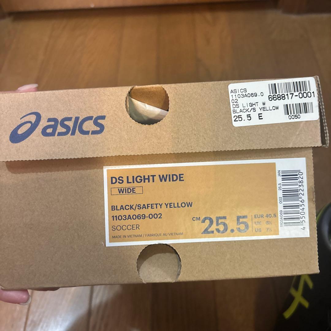 新品 asics DS LIGHT WIDE サッカー スパイク　25.5cm