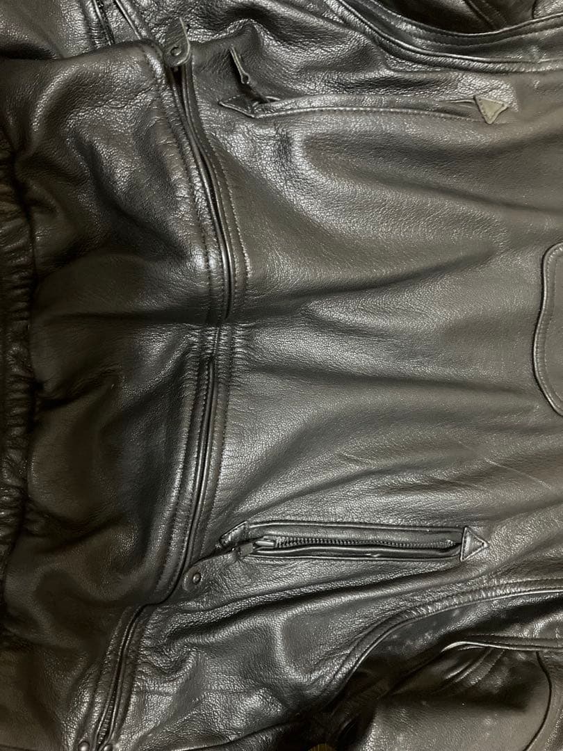 カドヤ ニューコンセプター 黒いライダースジャケット（サテンインナー付き）