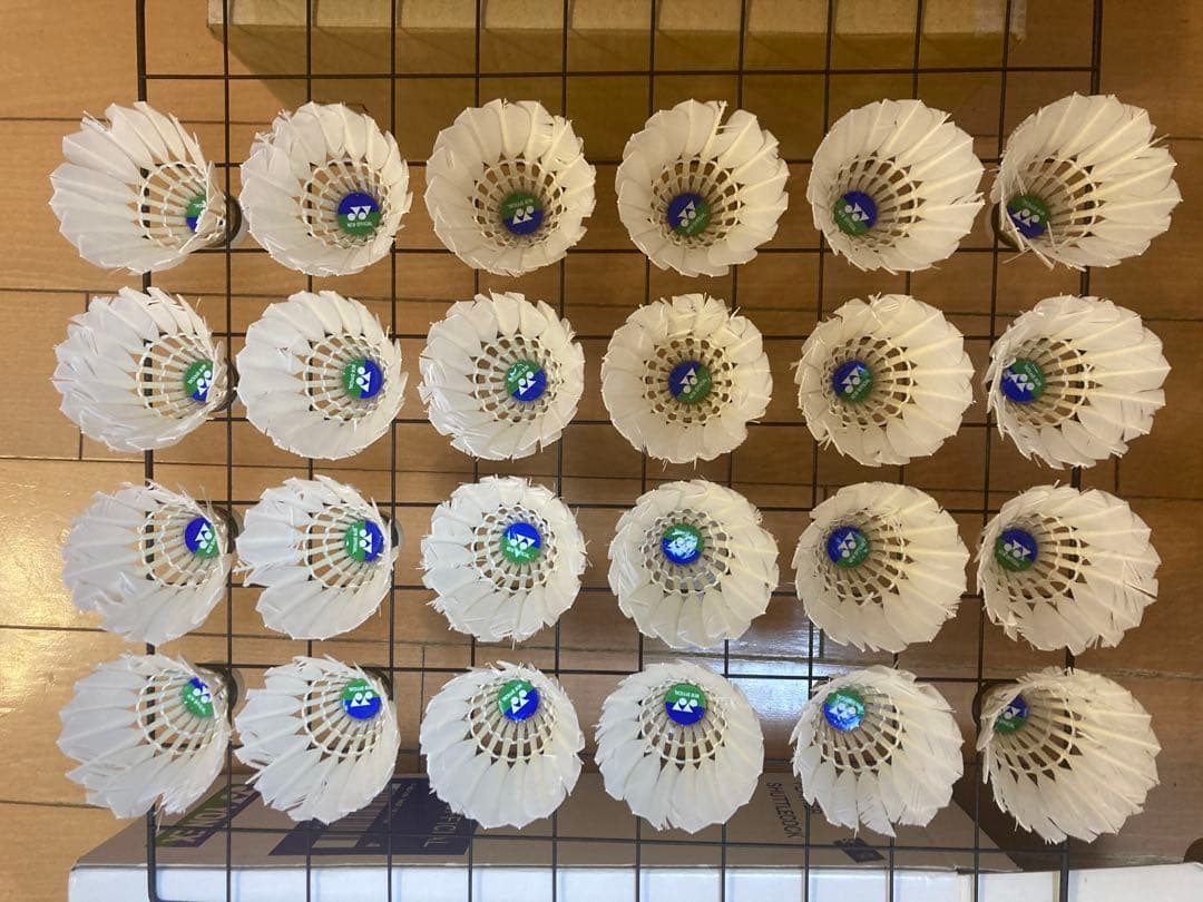 【リペア美品】ニューオフィシャル　基礎・ノック用セミシャトル　120個