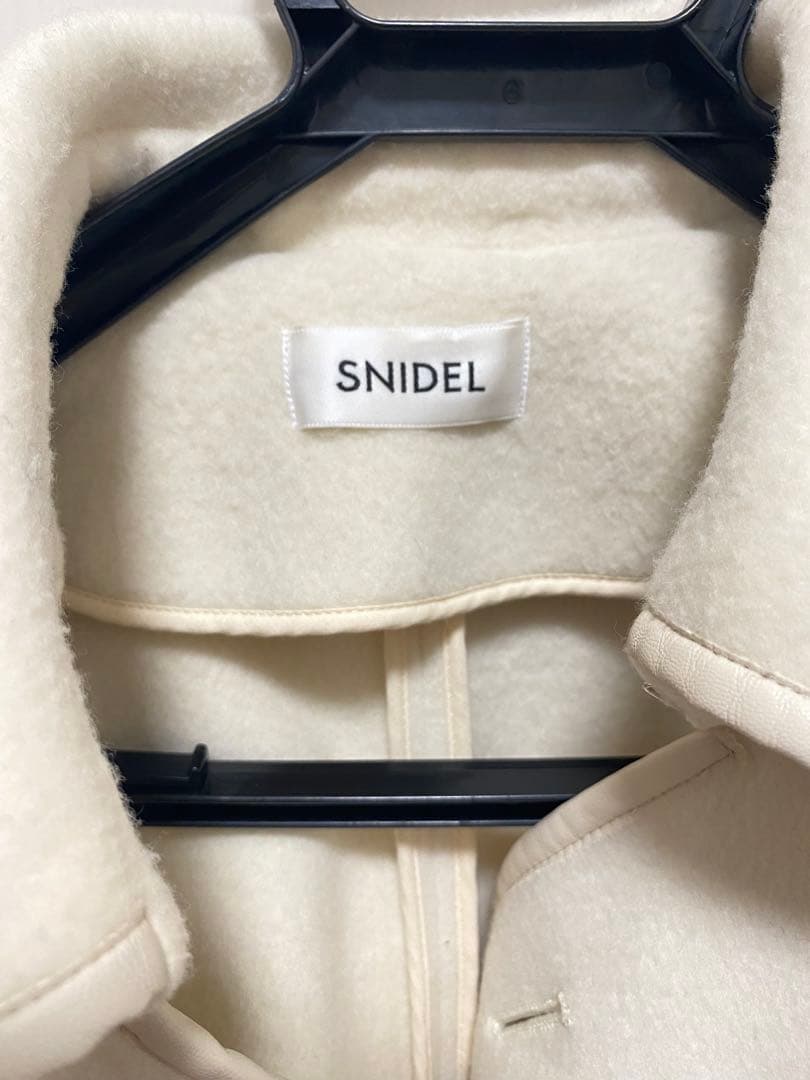 新木優子×snidel ケープコート　ポンチョ