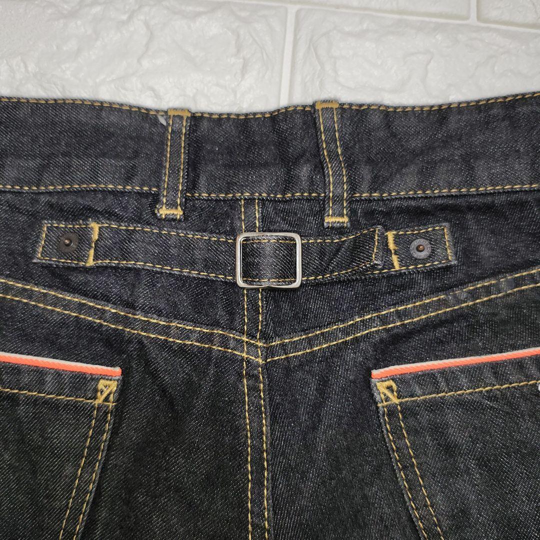 Dsquared2 ブラックデニム ペイント加工46サイズ