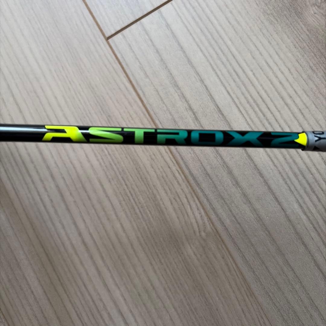 [美品]YONEX アストロクス2 イエロー