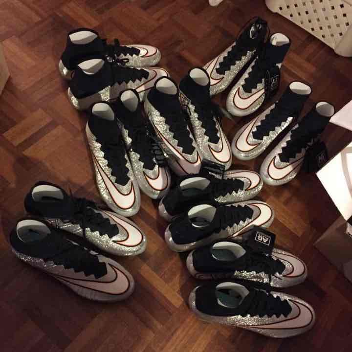 nike マーキュリアルヴェイパー cr7 ag モデル 限定品