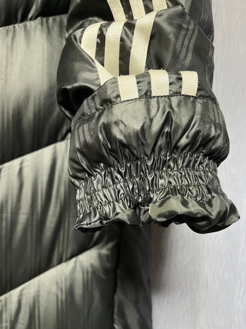 adidas ロングダウンコート ブラック