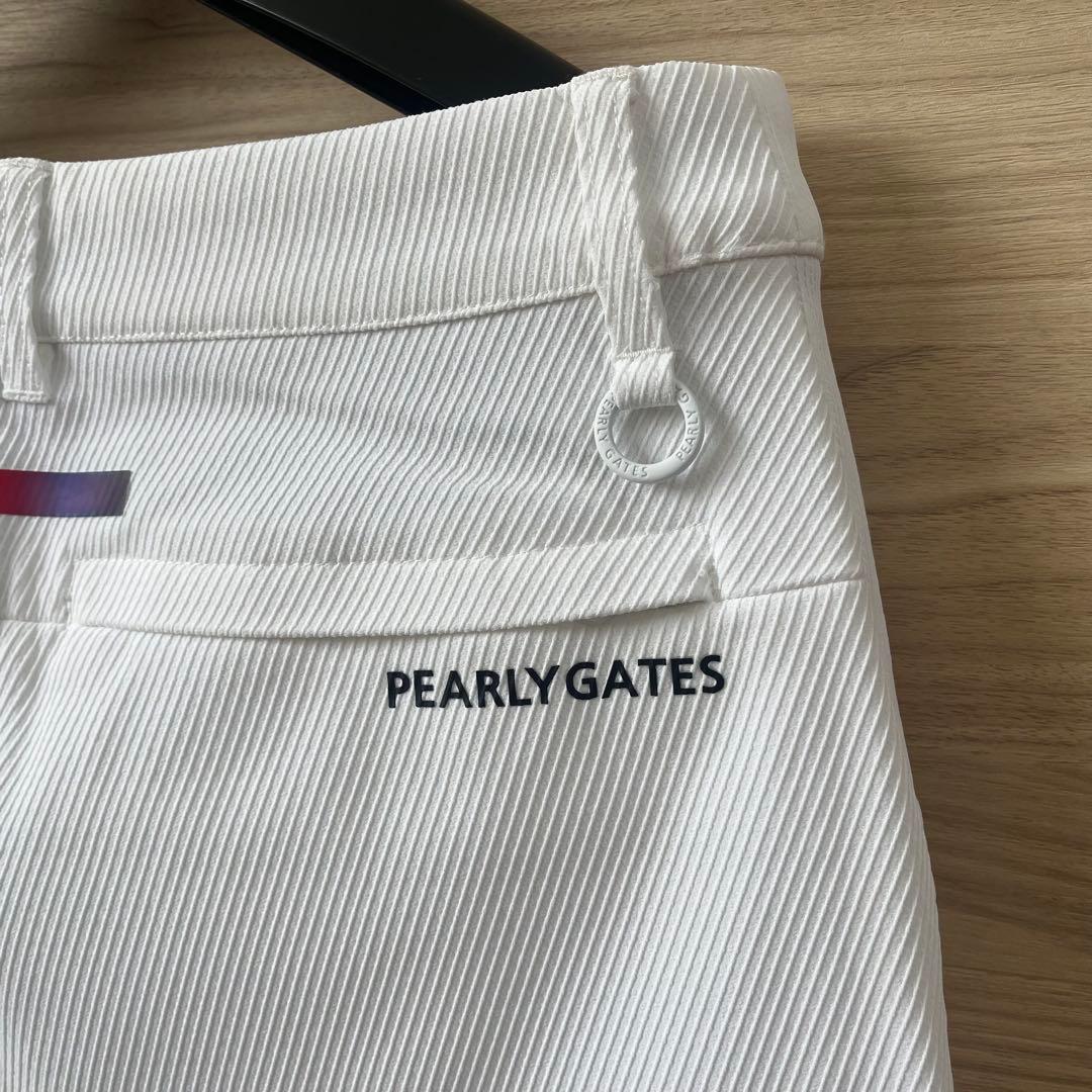 ★46,200円パーリーゲイツ ゴルフセットアップ ハイネック＆スカート 白S