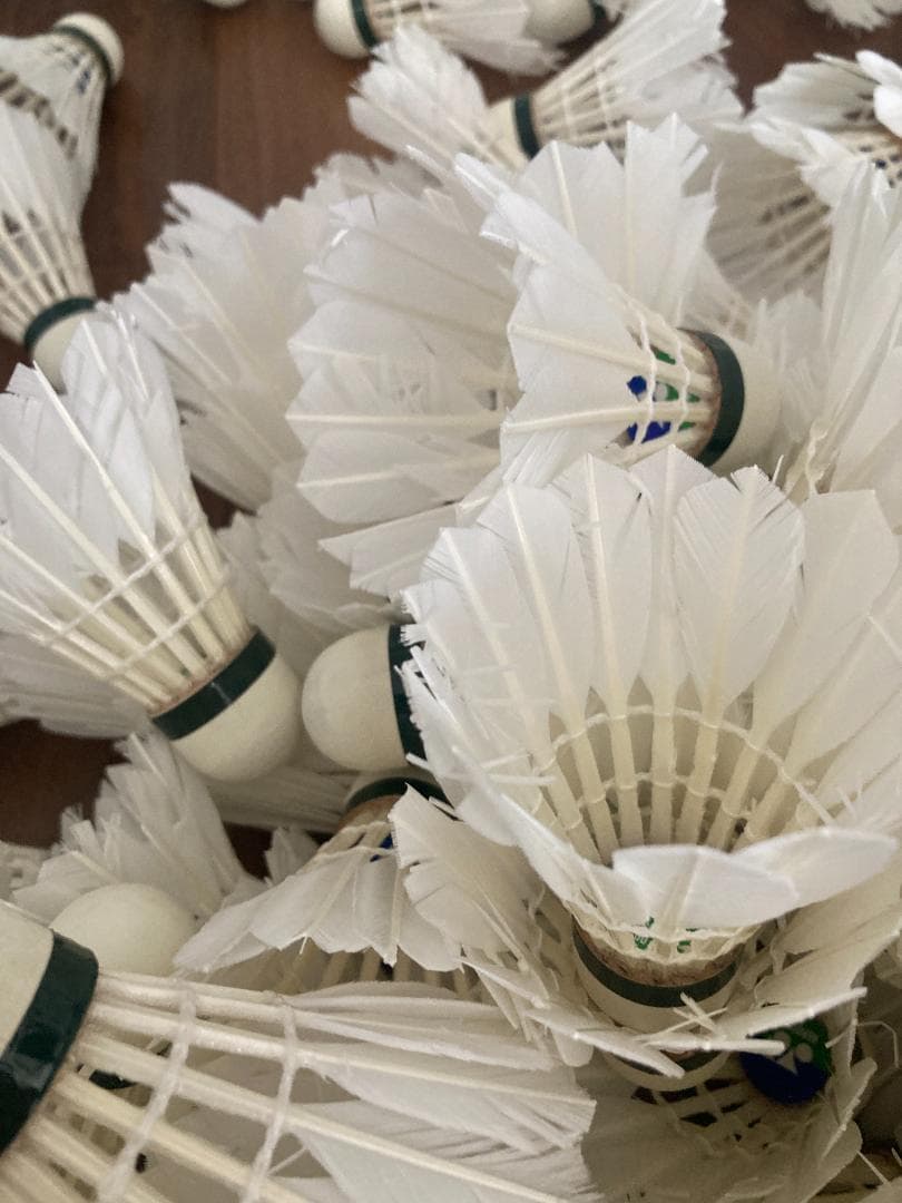 バドミントン　エアロセンサ700　中古シャトル　240個