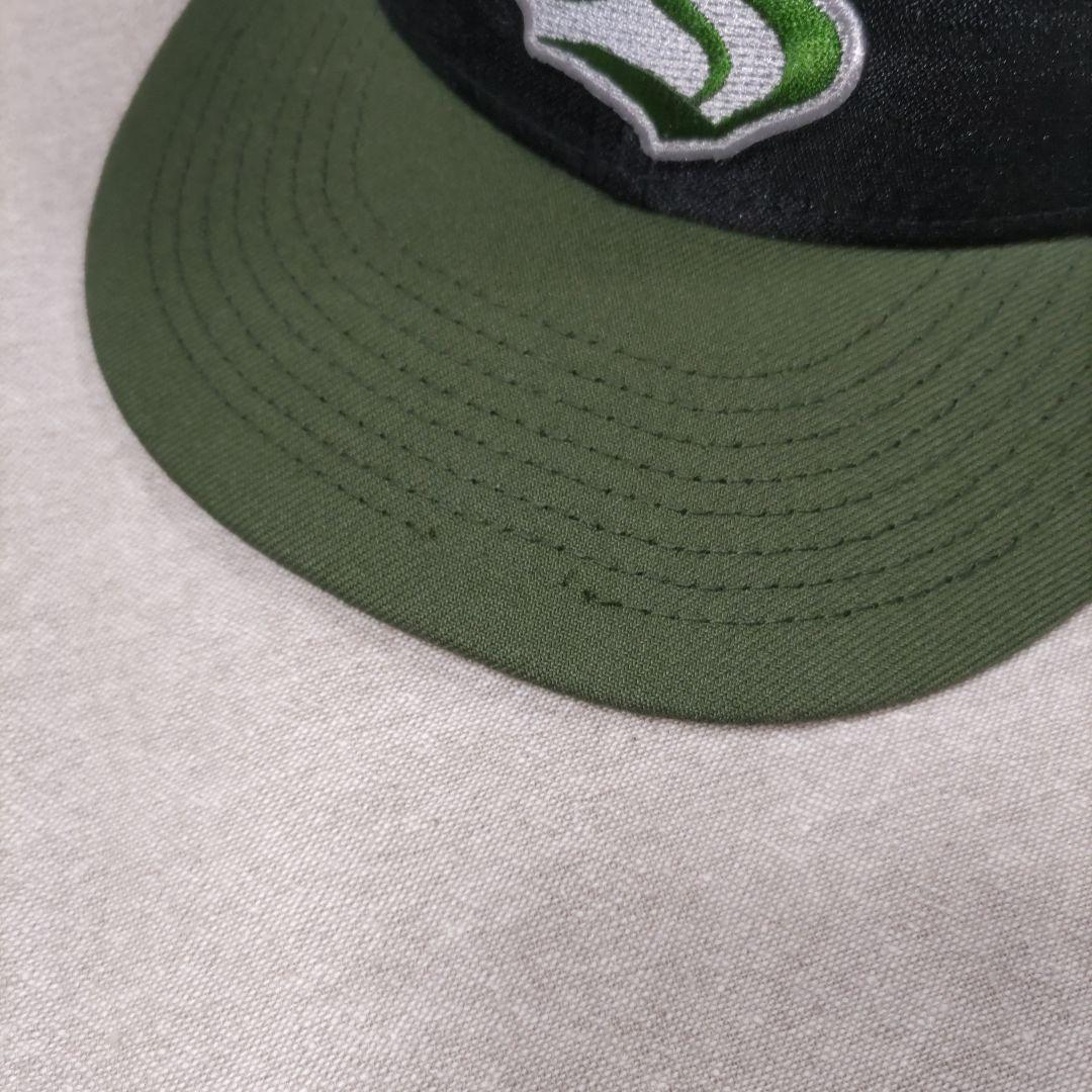 西武ライオンズ外崎修汰キャップ＋リストバンド.