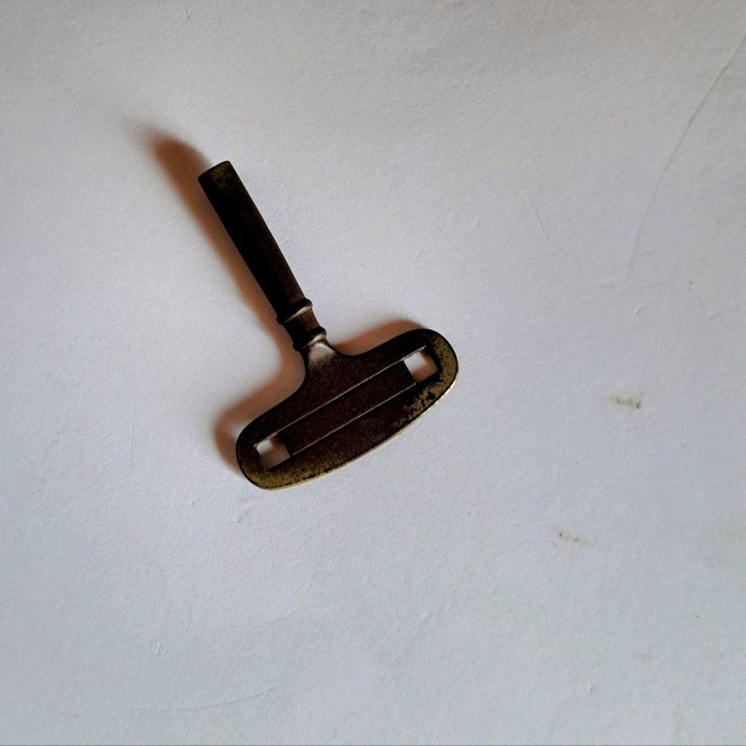 sahara【レア】イームズEmes　ゼンマイ式置時計 ドイツ製