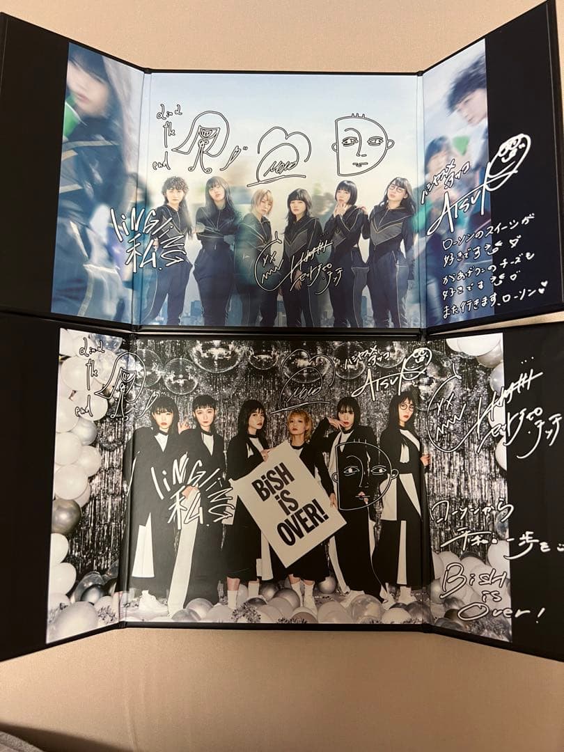 OUT of the BLUE   プリントメッセージ／サイン入りミニ色紙